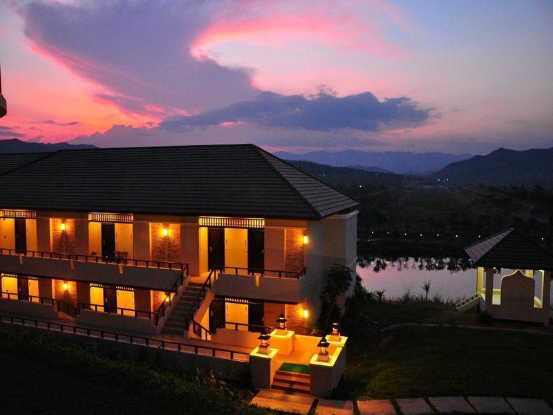 Leaves Valley Resort Nong Ya Plong Экстерьер фото